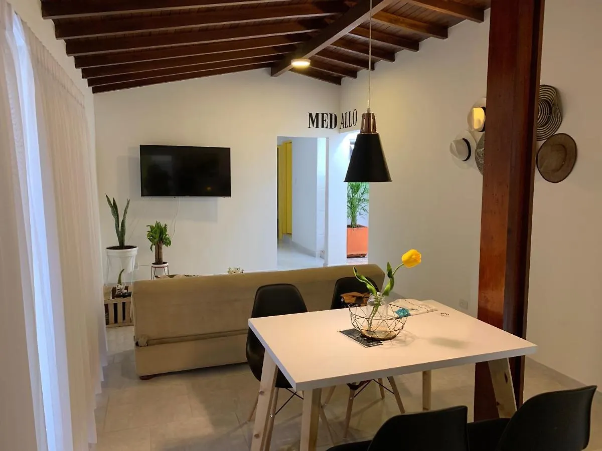 Apartmán Apartamento Remodelado En El Mejor Lugar Del Centro De Medellin. Home Aris 402 Kolumbie