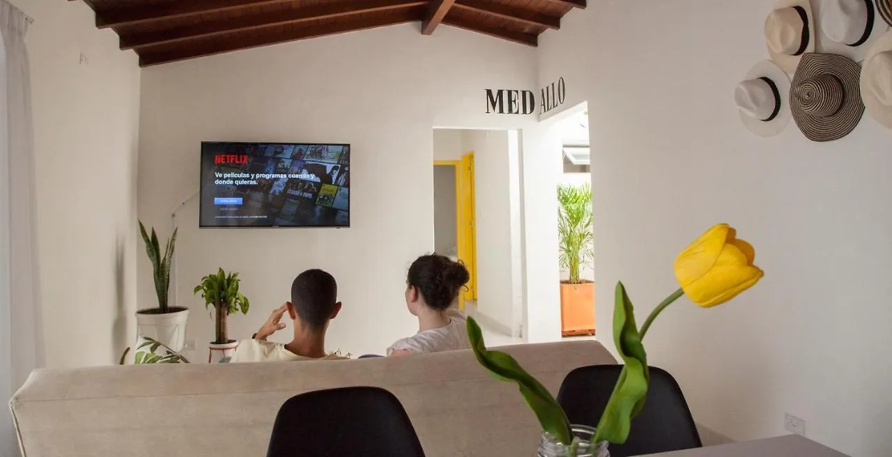 Apartamento Remodelado En El Mejor Lugar Del Centro De Medellin. Home Aris 402 0*,  Kolumbie